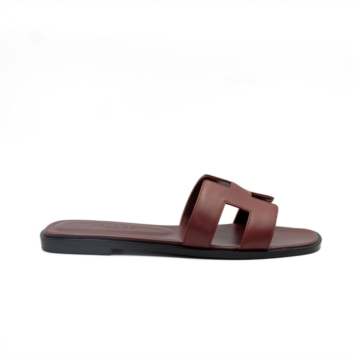 Cut-Out Slide Sandals - Burgundy