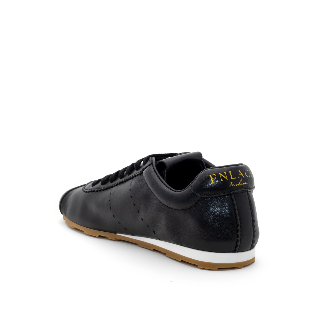 Classic Sneakers - Black